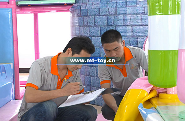 爱飞儿童游乐设备工厂一角图片9