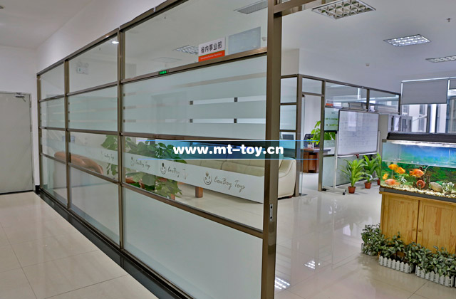 爱飞游乐淘气堡工厂环境